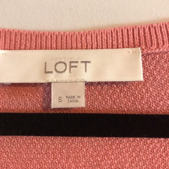 Ann Taylor Loft pink sweater size small - Picture 3 of 3